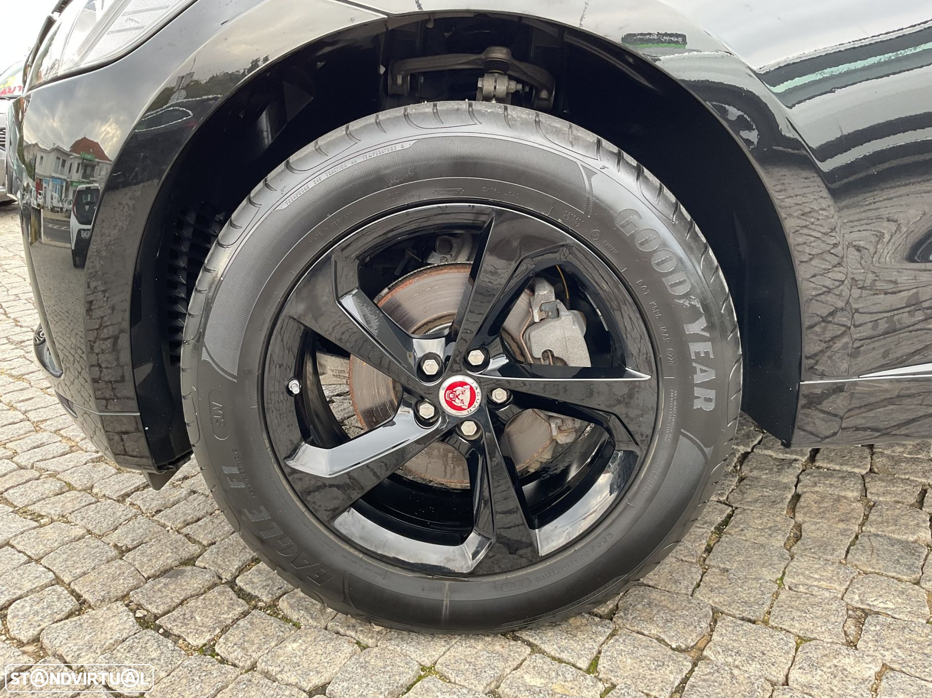Jaguar F-Pace 2.0 i4D R-Sport AWD Aut. - 14
