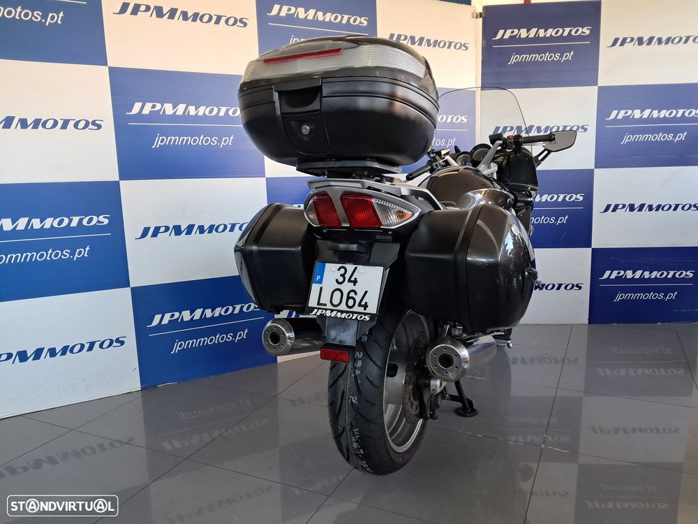 Yamaha FJR 1300 - 3