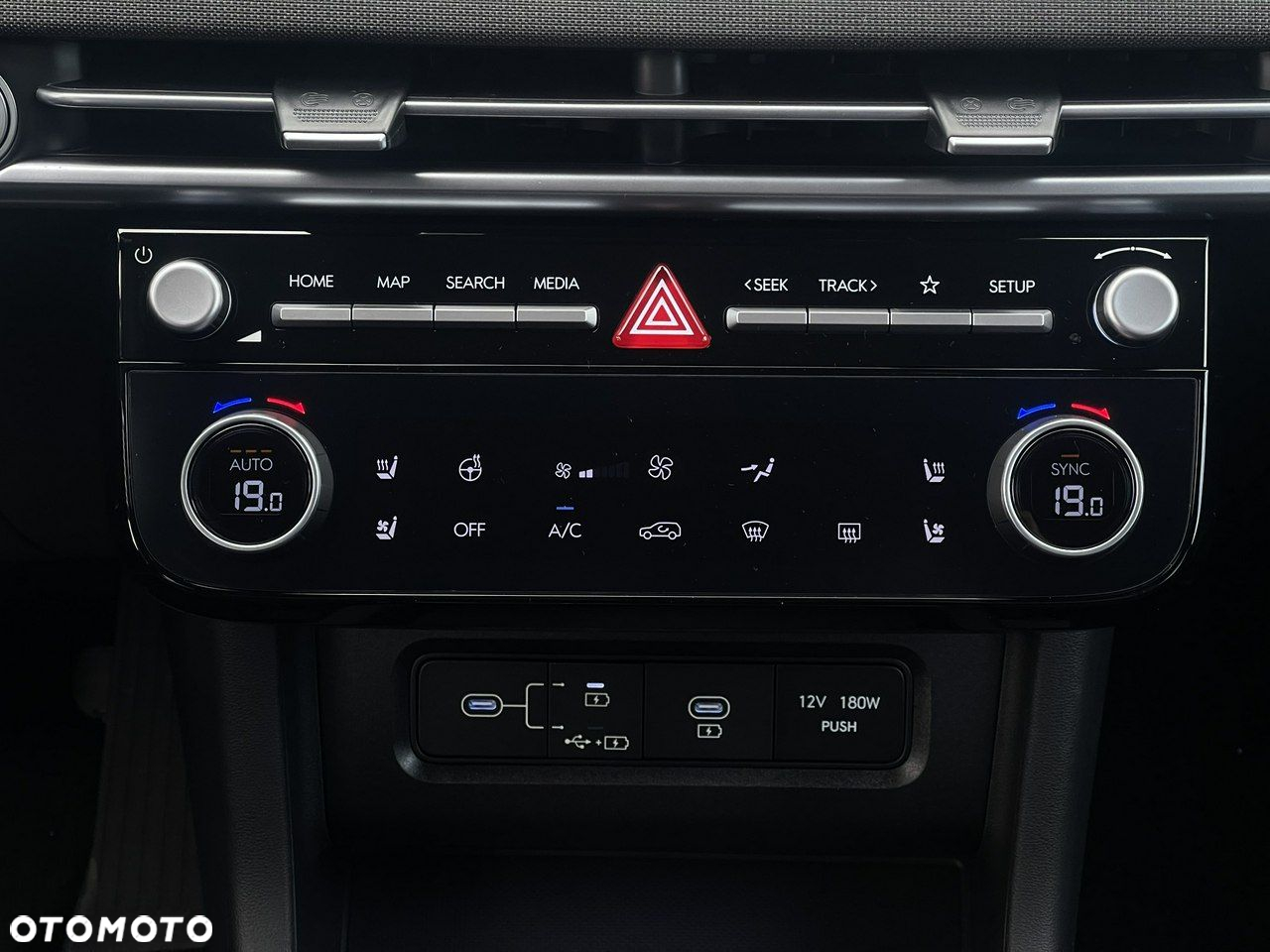 Hyundai Tucson - 14