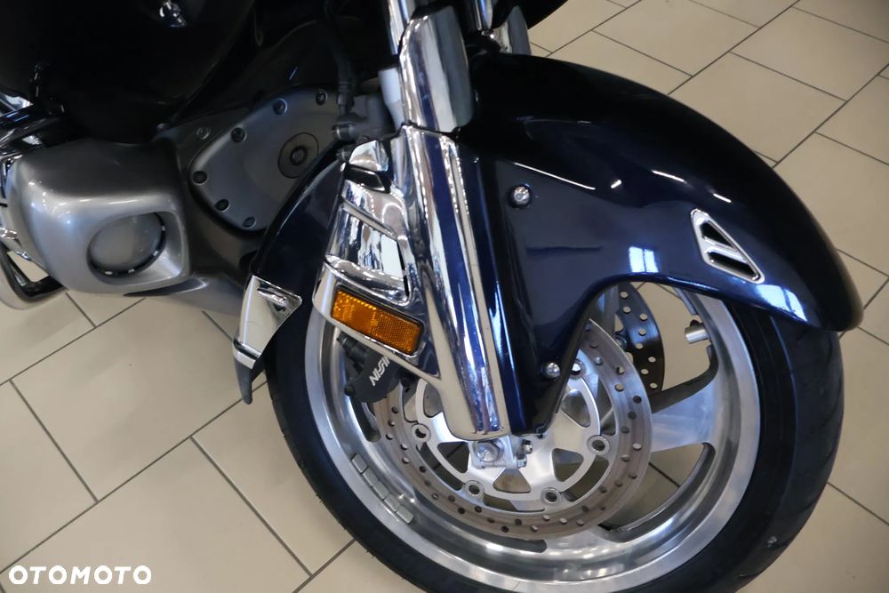 Honda GL - 16