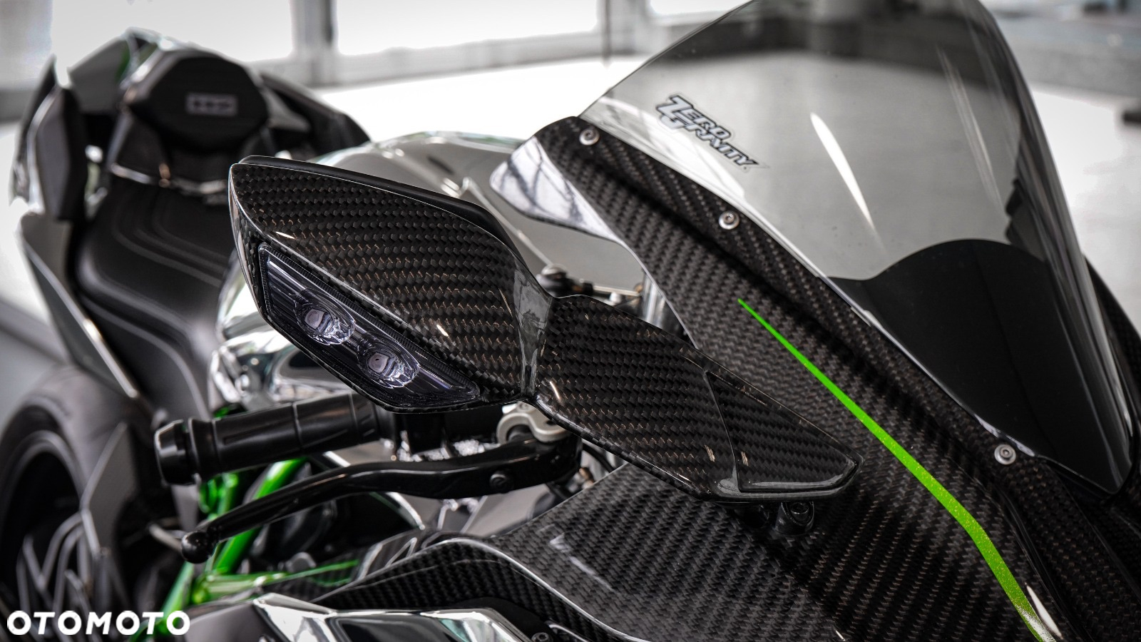 Kawasaki H2 - 24
