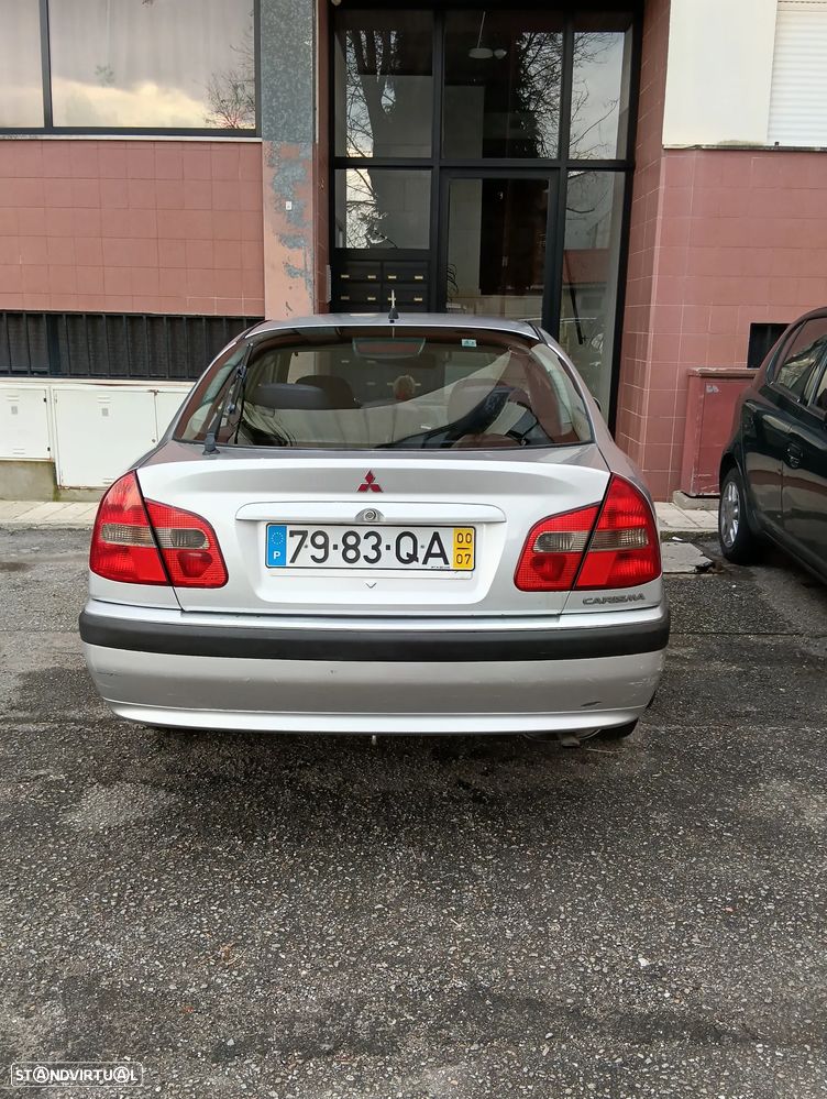 Mitsubishi Carisma HB 1.6 Comfort - 2