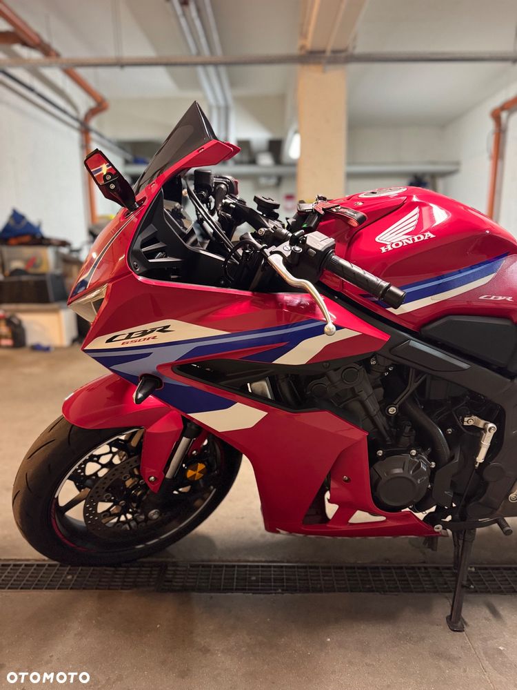 Honda CBR - 8