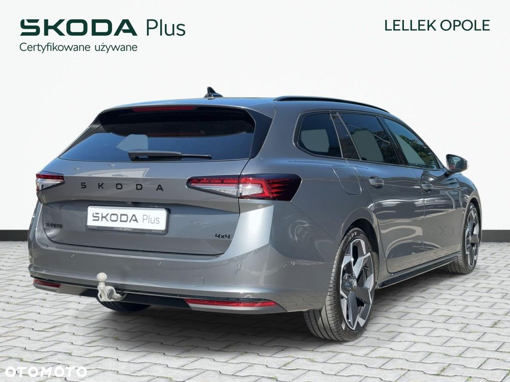 Skoda Superb 2.0 TDI SCR 4x4 Sportline DSG - 6