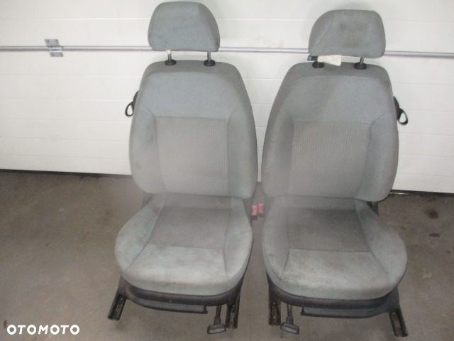 Fotele komplet Seat Ibiza III - 2