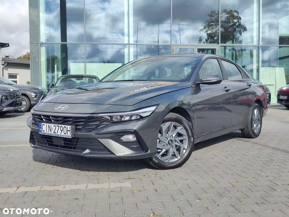 Hyundai Elantra 1.6 Smart - 1