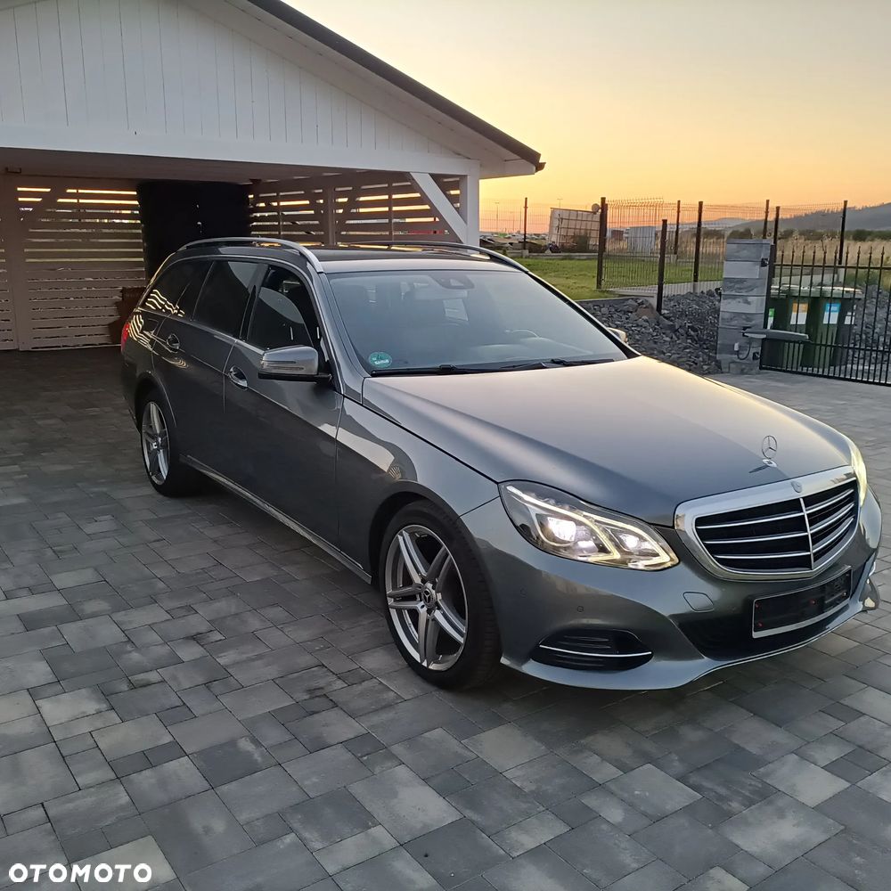 Mercedes-Benz Klasa E 300 T BlueTEC 7G-TRONIC - 8