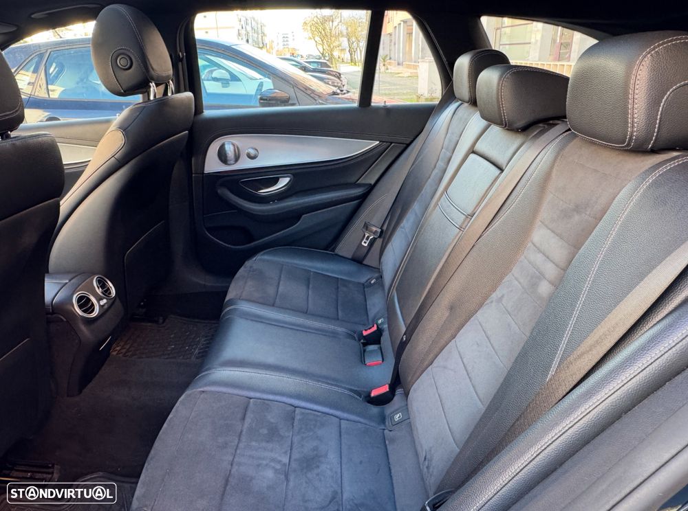 Mercedes-Benz E 220 d AMG - 12