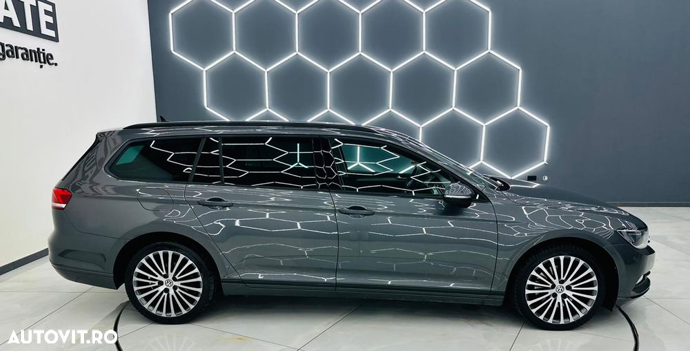 Volkswagen Passat 2.0 TDI Comfortline - 35