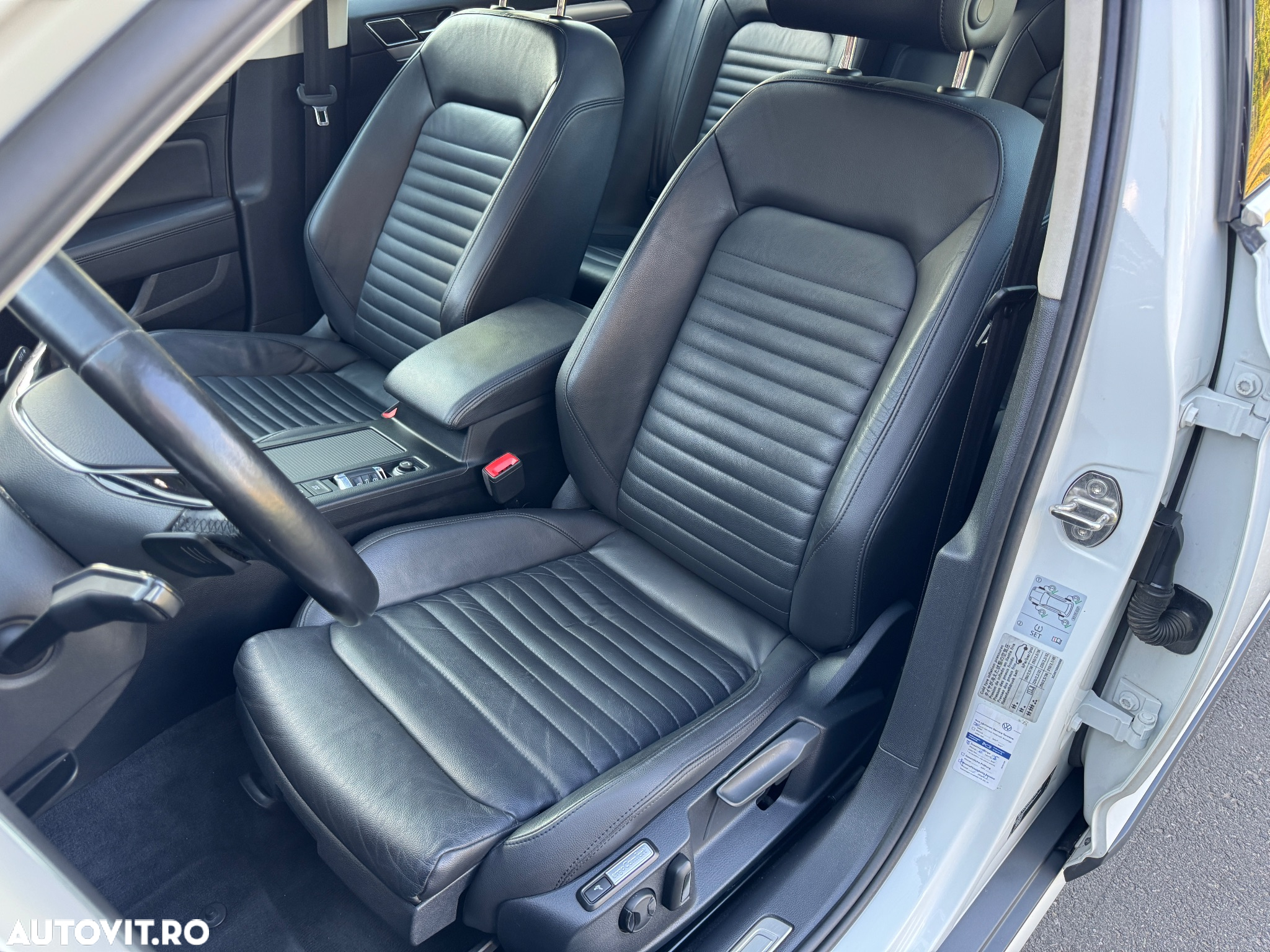 Volkswagen Passat Alltrack 2.0 TDI DSG 4Motion - 13