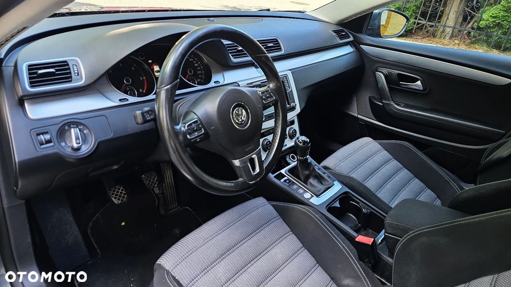 Volkswagen CC - 12