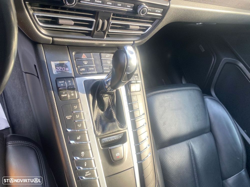 Porsche Macan S - 44