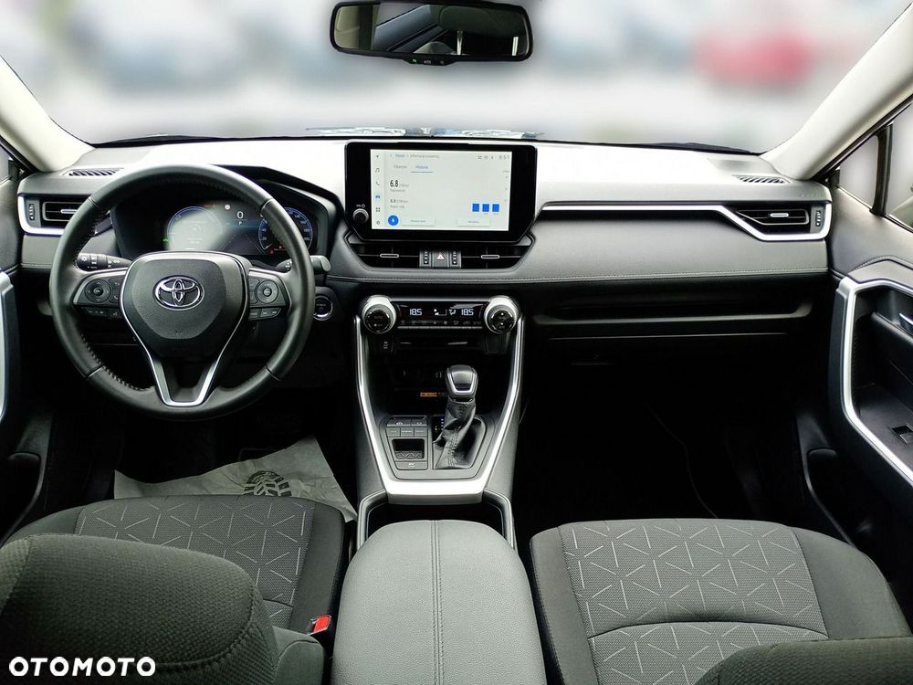 Toyota RAV4 - 11