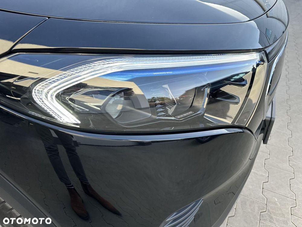 Mercedes-Benz EQB - 17