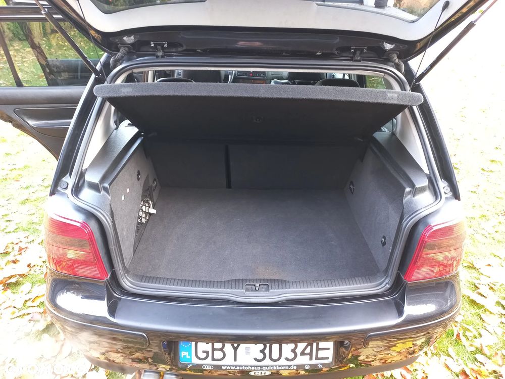 Volkswagen Golf - 13