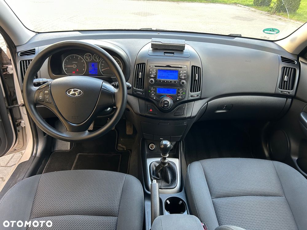 Hyundai i30 i30cw 1.6 Edition Plus - 8