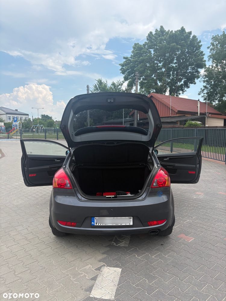 Kia ProCeed - 4