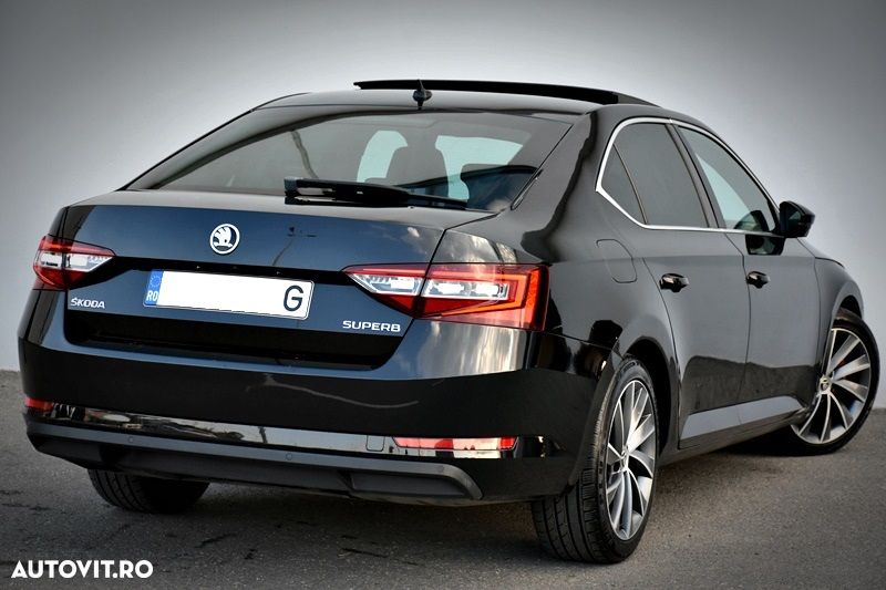 Skoda Superb 2.0 TDI DSG L&K - 8