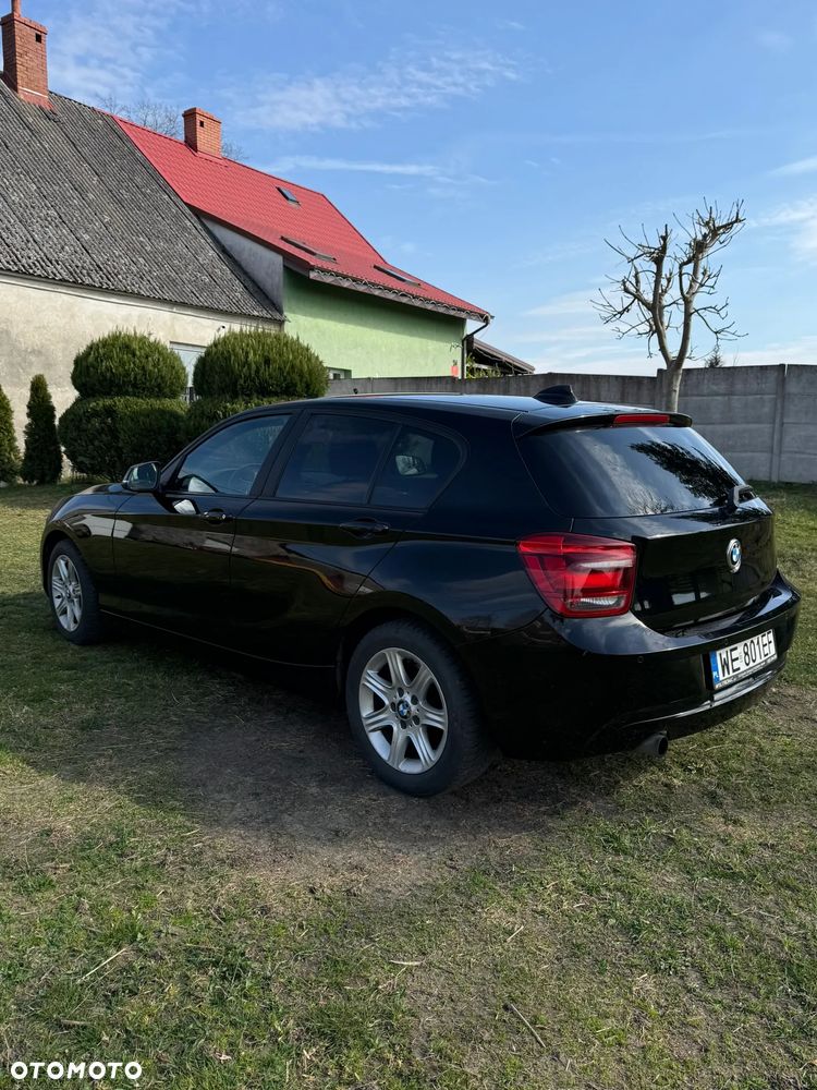 BMW Seria 1 116i - 6