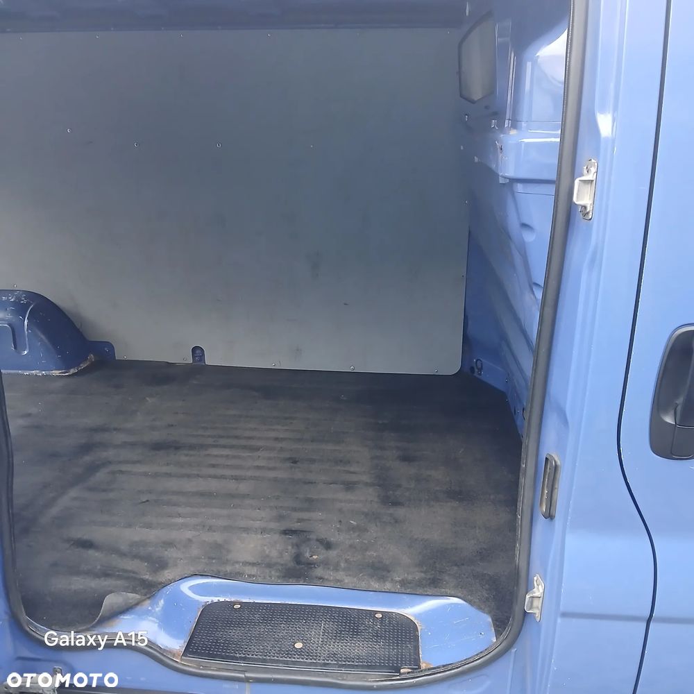 Opel VIVARO - 9