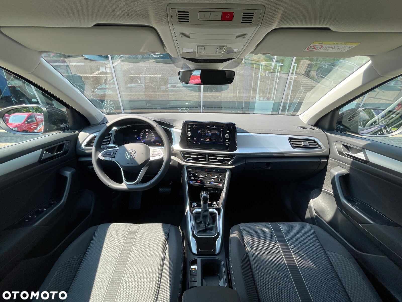 Volkswagen T-Roc 1.5 TSI Life Plus DSG - 11