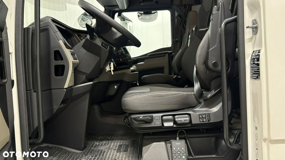 MAN TGX - 9
