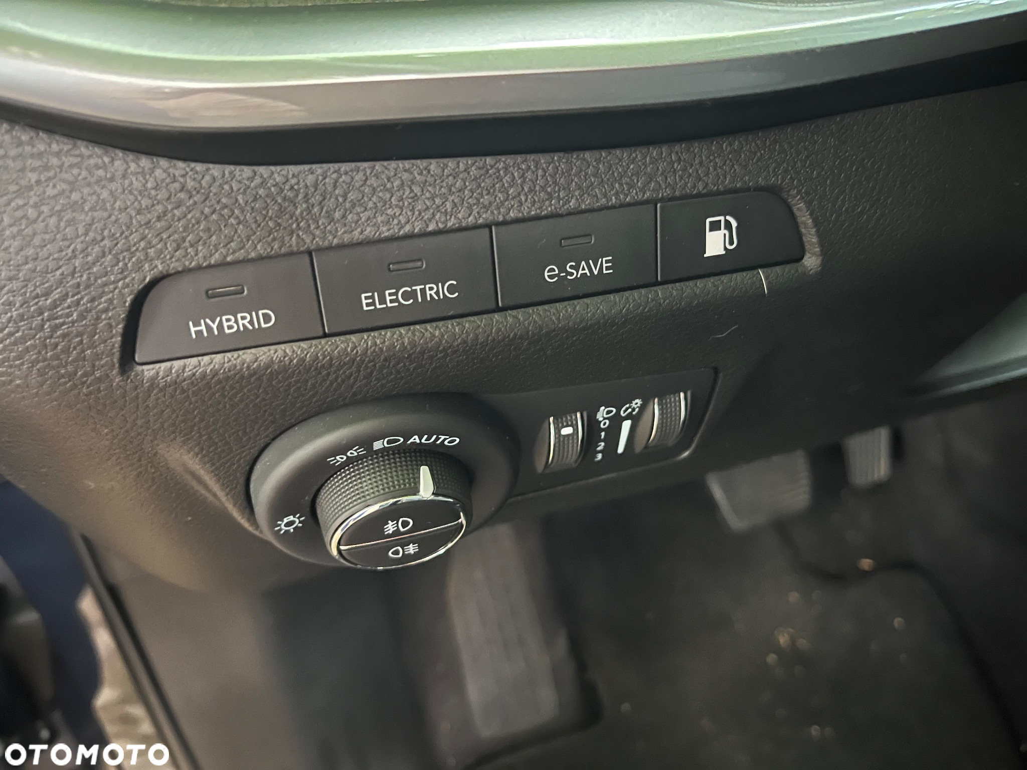 Jeep Compass 1.3 T4 4xe PLUG-IN HYBRID Automatik Limited - 33