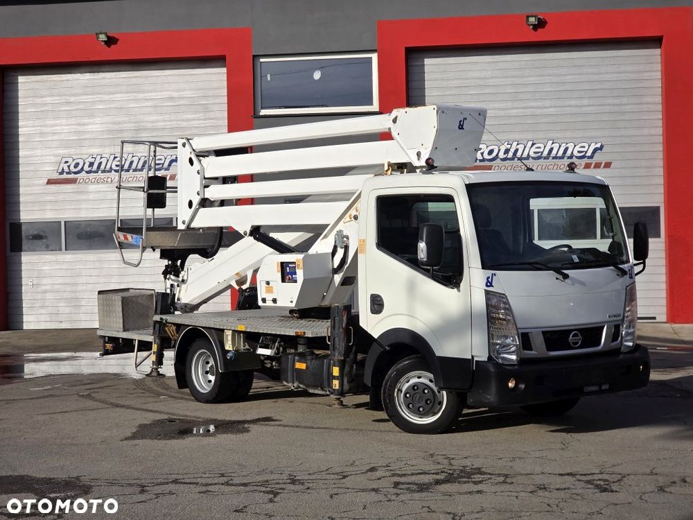 Nissan Cabstar / Oil&Steel 2413 - 4