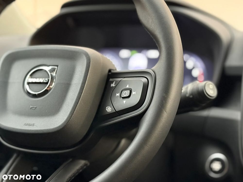 Volvo XC 40 T3 Momentum - 18