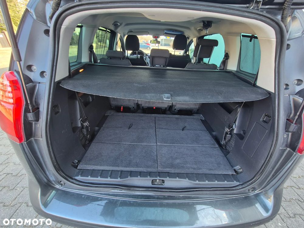 Peugeot 5008 - 18