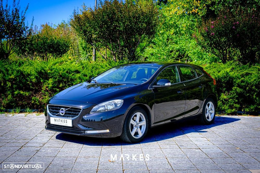 Volvo V40 1.6 D2 Momentum Eco - 3
