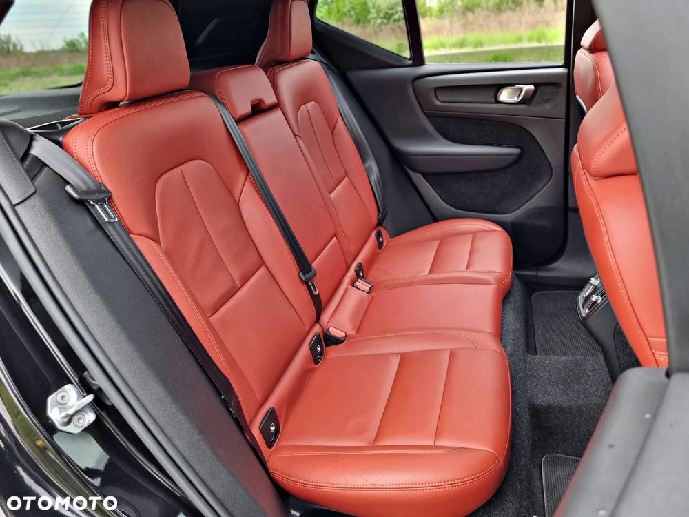 Volvo XC 40 D4 AWD Geartronic Inscription - 29