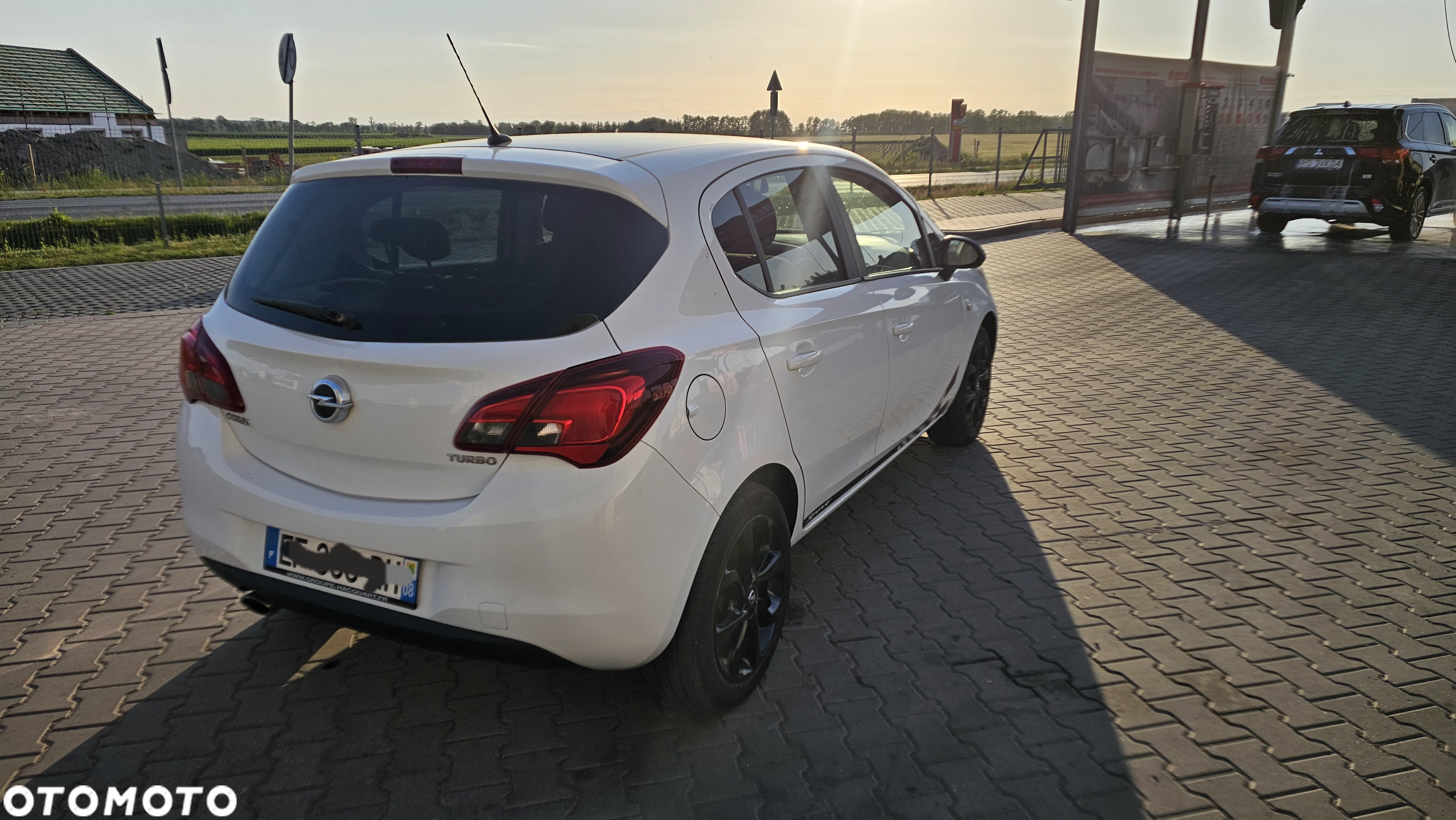Opel Corsa 1.4 16V Enjoy - 3
