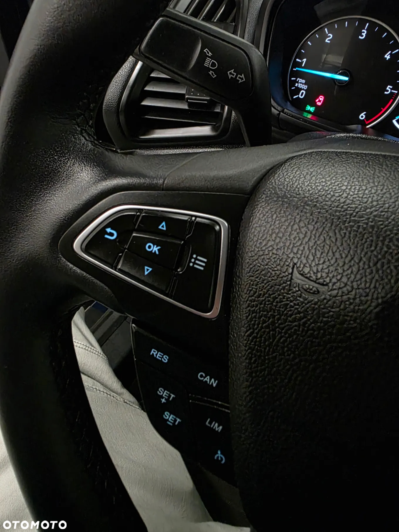 Ford EcoSport 1.5 EcoBlue TITANIUM - 20