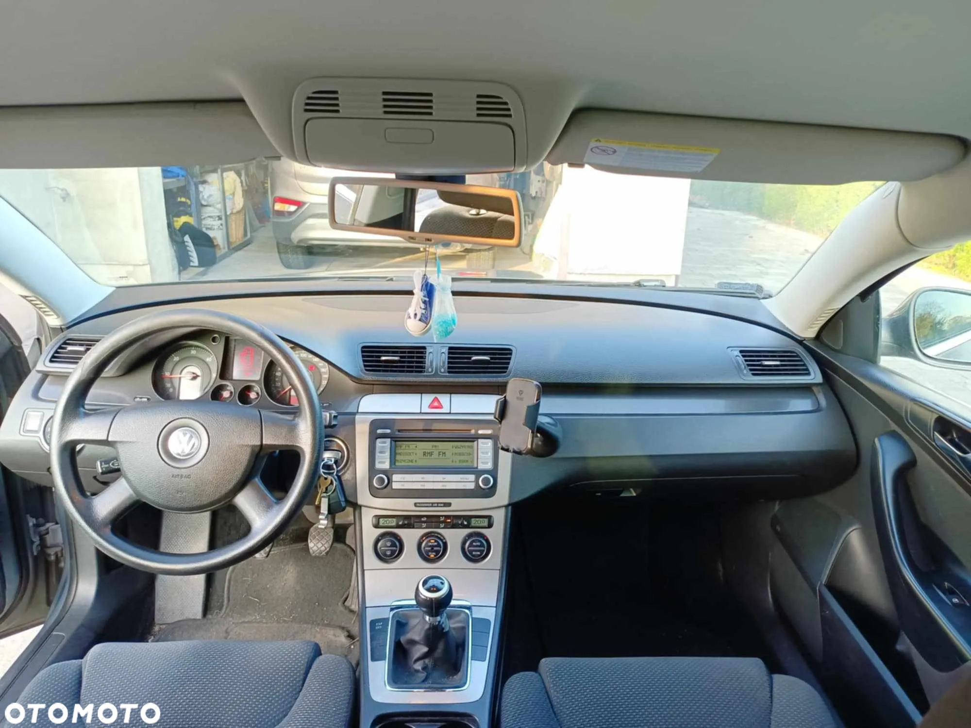 Volkswagen Passat - 9