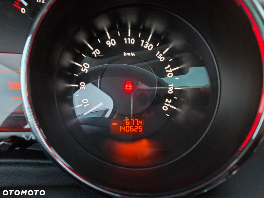 Peugeot 3008 HDi 160 Automatik Active - 27