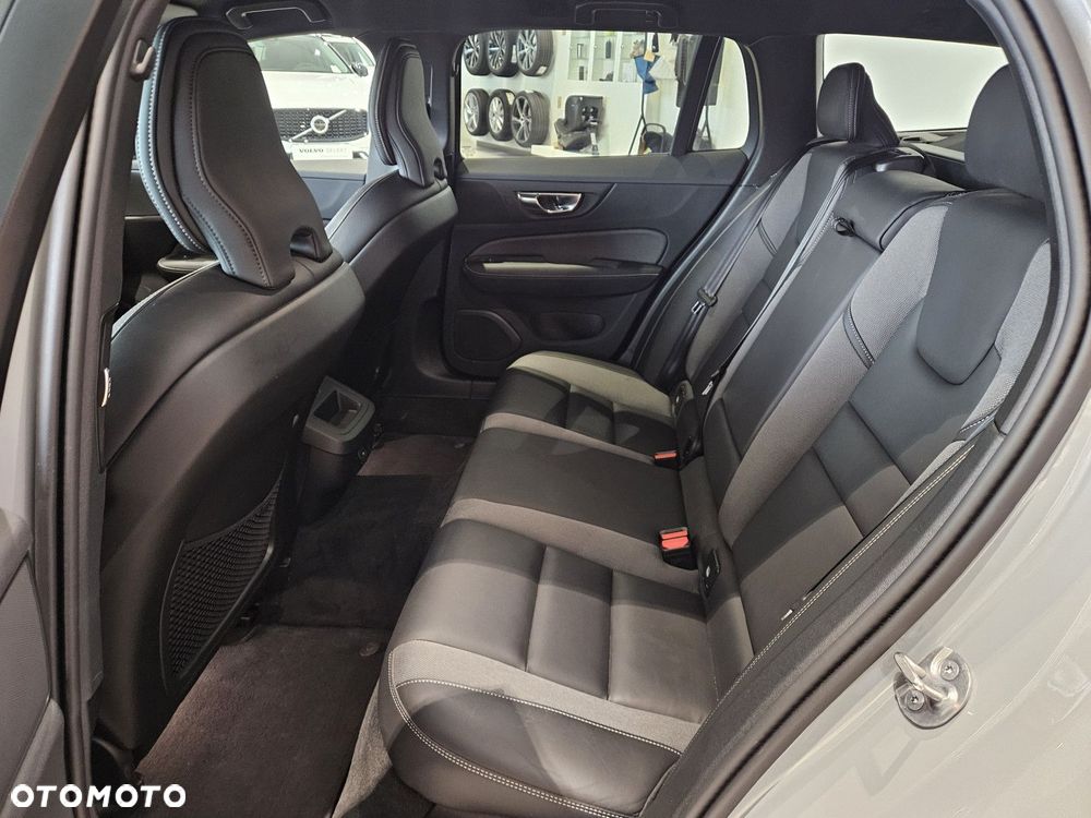 Volvo V60 - 16