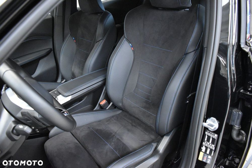 BMW iX2 - 11