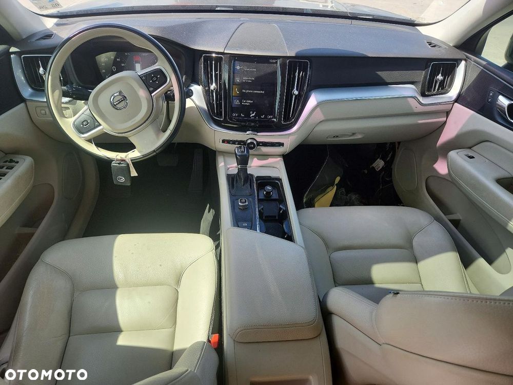 Volvo XC 60 T5 AWD Inscription - 8