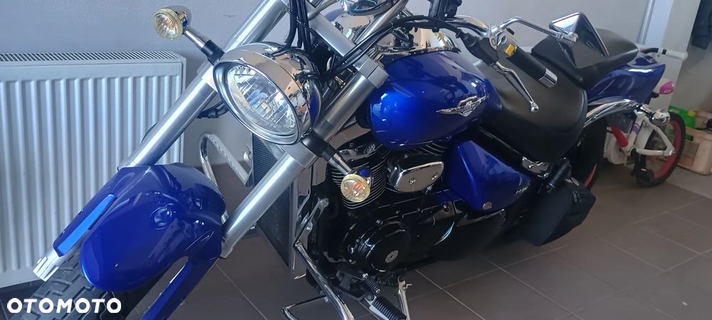 Suzuki Boulevard - 6