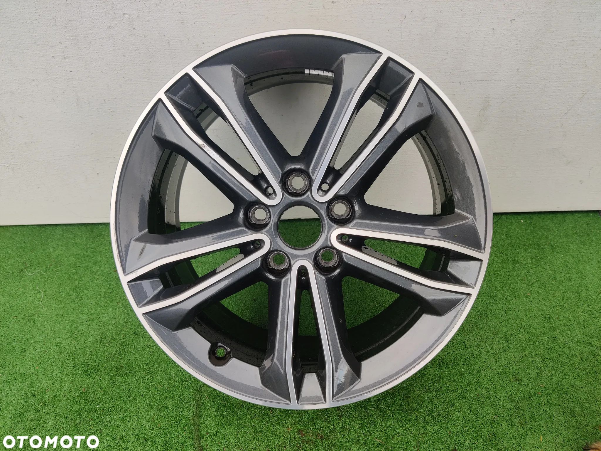 Felga aluminiowa Bmw F40 17 cali - 1