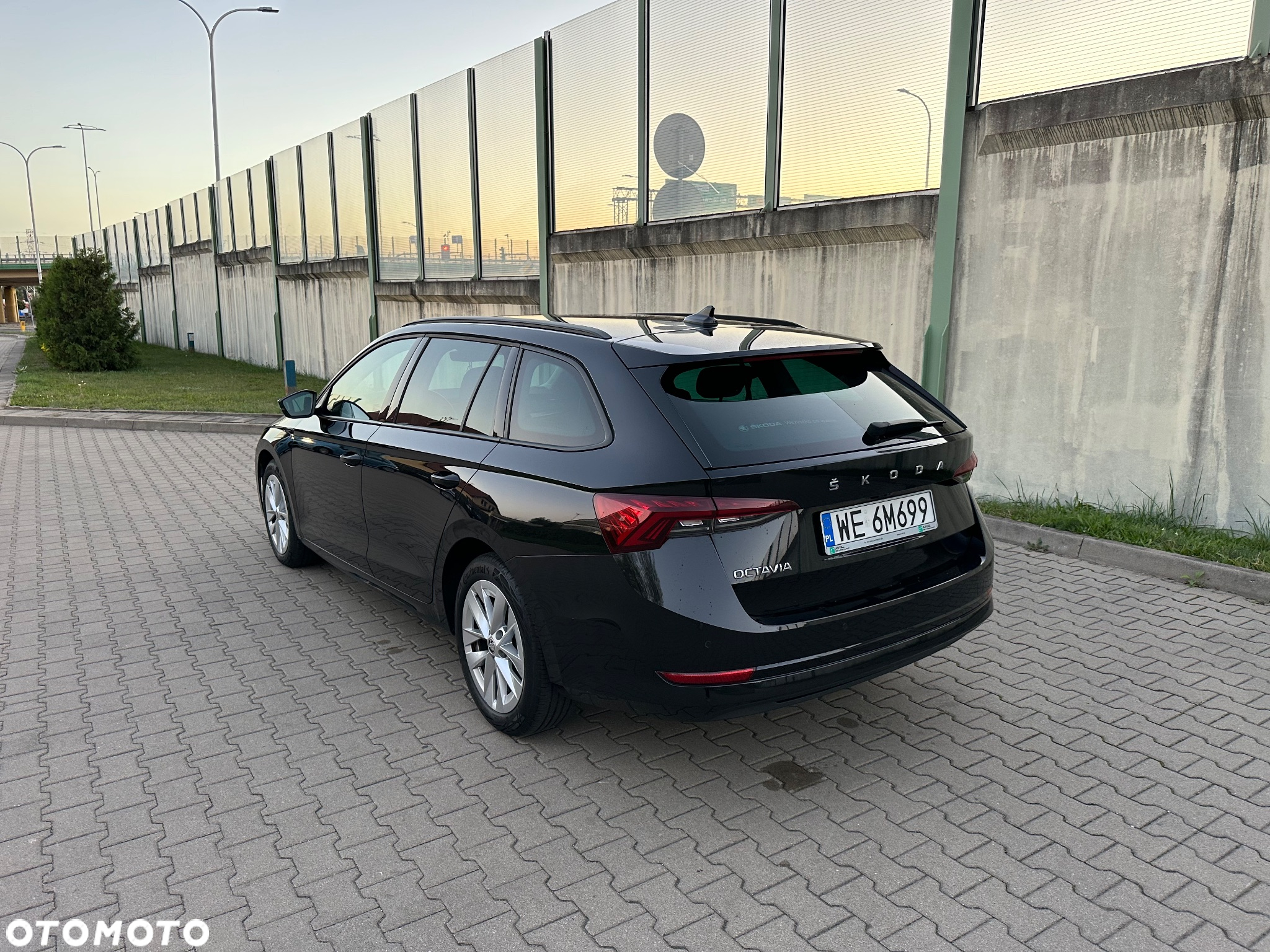 Skoda Octavia 2.0 TDI Ambition DSG - 3