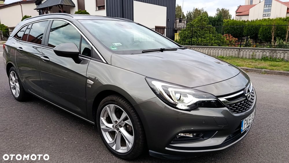 Opel Astra 1.4 Turbo 120 Jahre - 17