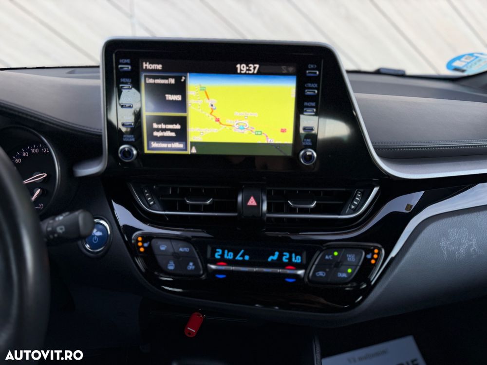Toyota C-HR Style Selection - 14