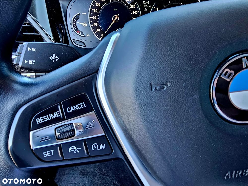 BMW Seria 3 318d - 9