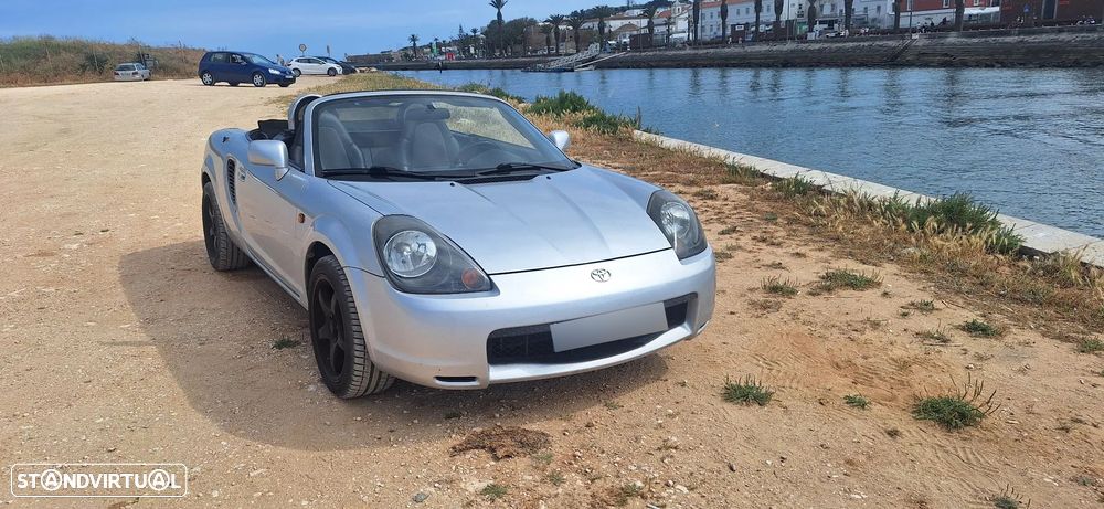 Toyota MR2 Roadster - 7