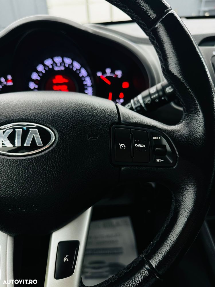 Kia Sportage 1.7 CRDI 2WD Spirit - 31