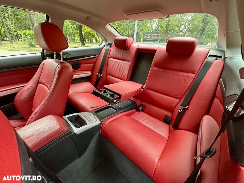 BMW Seria 3 325i - 11