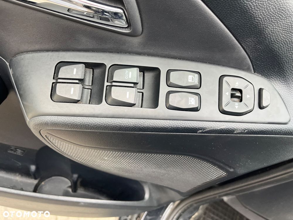 Hyundai ix35 2.0 CRDi Comfort 4WD - 23