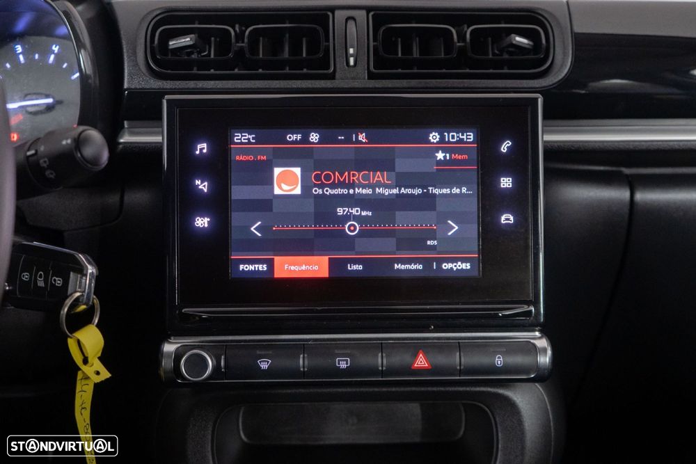 Citroën C3 1.2 PureTech Shine - 19